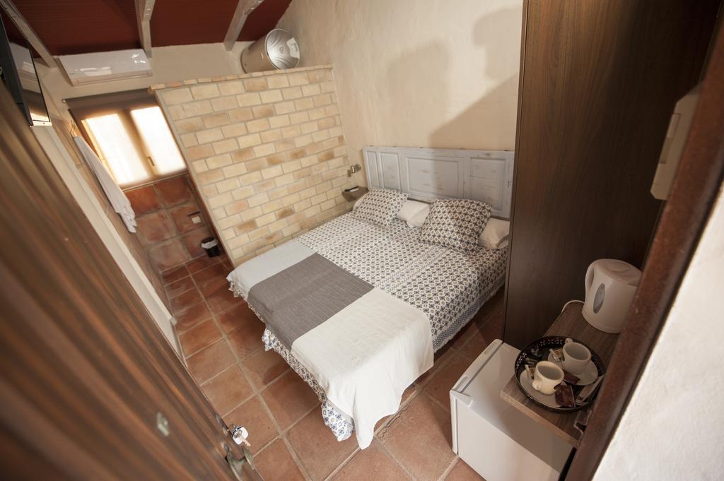 Amarna Conil Pensionat Conil De La Frontera Exteriör bild